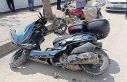 Otomobille çarpışan motosiklet sürücüsü ağır...