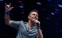 İzmir’de Mustafa Sandal coşkusu