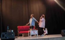Ağrı’da "Ruh öküzüm" tiyatro oyunu sahnelendi
