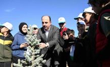 Başkan Altay "Geleceğe Nefes Konya’ya Hayat" programında öğrencilerle fidan dikti