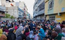 Başkan Yılmaz’ın mahalle ziyareti mitinge dönüştü