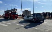 Çorum’da otomobil ile elektrikli araç çarpıştı: 3 yaralı