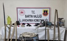 Define avcılarına suçüstü: 2 gözaltı