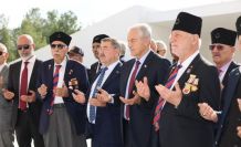 Gölbaşı Belediye Başkanı Odabaşı, ilçedeki gazilerle KKTC’nin 42. yıl kutlamasına katıldı