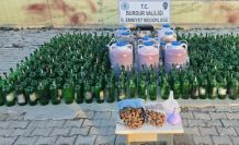Burdur’da yüzlerce litre kaçak alkol ele geçirildi