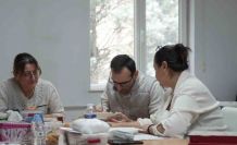 Düzce’de kadınlar hem öğreniyor hem eğleniyor