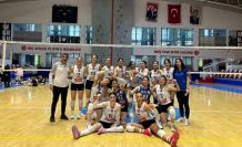 Elazığ Belediyespor  Kadın Voleybol Takımı, deplasmandan galibiyetle  ayrıldı