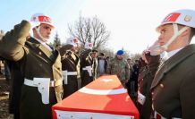 Hayatını kaybeden uzman çavuş Arı, son yolculuğuna uğurlandı