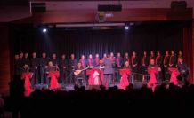 İnegöl Belediyesi THM Gençlik Korosu’ndan kulakların pasını silen konser