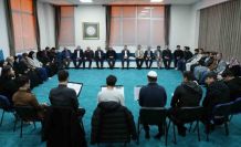 Rektör Kırışık İlahiyat Fakültesi Arapça hazırlık öğrencileriyle buluştu