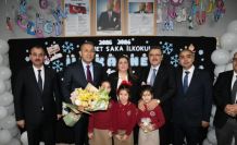 Başkan Genç, öğrencilerin karne heyecanına ortak oldu