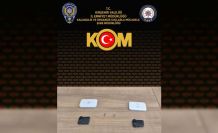 Ehliyet sınavında kopya düzeneğiyle yakalandılar