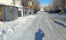 Gölbaşı’nda yollar buz pistine döndü