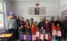 Sivas’ta jandarmadan öğrencilere karne sürprizi