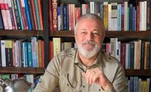 Ünal Ersözlü’nün ’Böğürtlen Öpücüğü’ kitabı raflarda yerini aldı