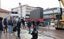 Alaca Cumhuriyet Meydanı’na dev led ekran kuruldu