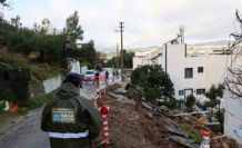 Belediye ekiplerinin yoğun mesaisi sürüyor