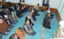 Burhaniye’de ilk teravih de camiler doldu