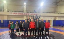 Kovancılar güreş takımı Elazığ’da 8 altın madalyayla zirveye çıktı