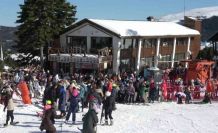 Uludağ’da güneşli hafta sonu: Zirve tatilcilerle doldu