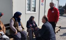 Gördesli öğrencilerden depremzede ailelere Ramazan desteği