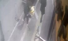 Hayrabolu’da beton dubaya takılan vatandaşın zor anları kamerada