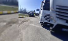 Isparta’da tır ile otomobil çarpıştı: 2 yaralı