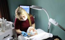 Marmaris’te kadın saha personeline ücretsiz cilt bakımı