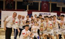 Niğde’de hentbol şöleni büyük heyecanla sona erdi