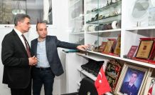 Şehit ailesine bayram ziyareti