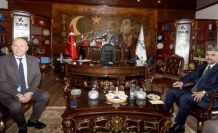 AK Parti Erzurum İl Başkanı Av. Küçükoğlu’ndan DAİB Başkanı Madırlı’ya ‘Hayırlı olsun’ ziyareti