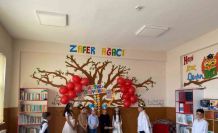 Kars’ta köy okulunda tiyatro coşkusu: Öğrencilerden renkli gösteri