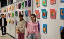 Kartepe’de minik ressamların eserleri Sanat Evi’nde sergileniyor