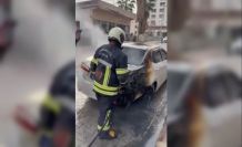 Osmaniye’de yanan otomobile ilk müdahaleyi trafik polisi yaptı