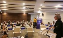 Sivas’ta genç iletişimciler dijital dünyaya hazırlanıyor