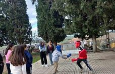 Babaeski’de üniversite öğrencilerinden köy okulunda anlamlı faaliyet