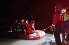 Meriç Nehri kıyısında mahsur kalan 2 işçi kurtarıldı