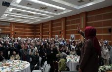 AK Parti İstanbul İl Kadın Kolları Başkanlığı tarafından kadın kolları mahalle başkanlarına yönelik iftar programı düzenlendi