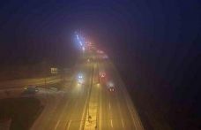 Bursa’da sis: Mudanya yolunda görüş mesafesi düştü