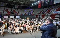 Devlet koruması altındaki çocuklar, koruyucu aileler ve yeni evli çiftler aynı sofrada buluştu