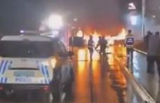 Gaziantep’te çarpışan iki otomobil alev topuna döndü