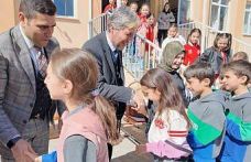 Kütahya Şehit Semih Akyıldız İlkokulu’nda bayramlaşma programı