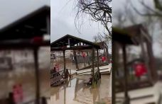 Şile’de sağanak su baskınlarına neden oldu