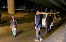 Bakırköy’de seyir halindeki araç bir anda kendini kilitleyerek yolun ortasında durdu, trafik kilitlendi