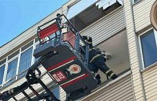 Balkonda yanan kitaplar paniğe neden oldu