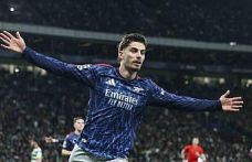 Bayern Münih ve Arsenal avantajı kaptı