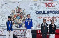 Çayırova’ya karatede 15 madalya birden