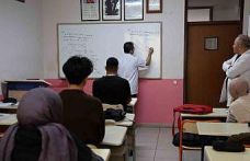 Özenti davranışta süreklilik kişilik bozukluğunun habercisi olabilir