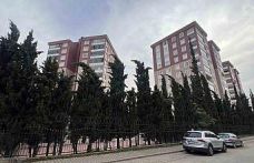 Saldırıyı gerçekleştiren öğrencinin ailesinin yaşadığı sitede sessizlik hakim