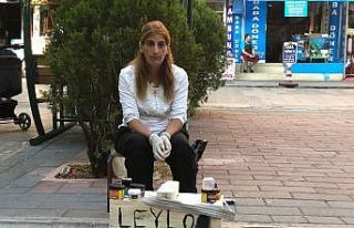 Çektiği acılara dayanamayıp evden kaçtı, ayakkabı...